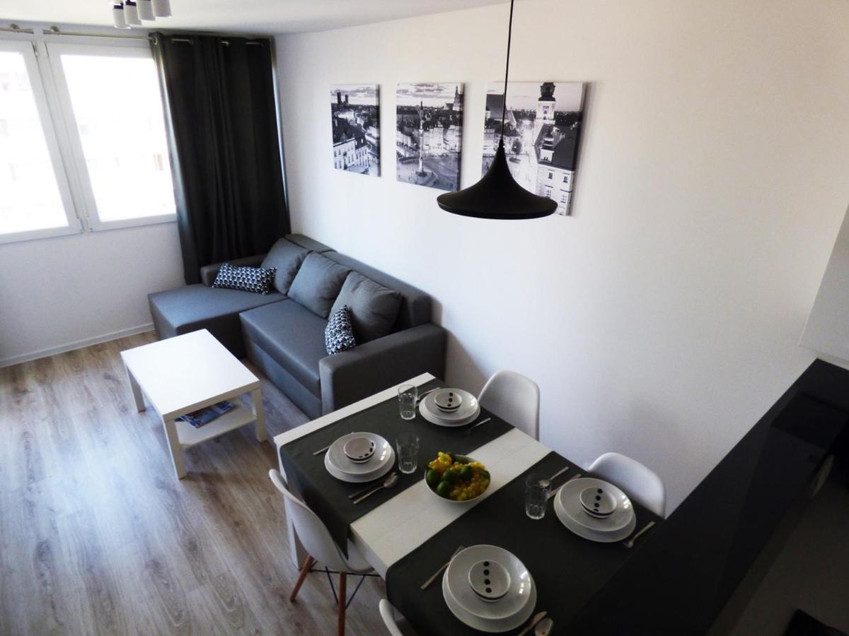 ורשה Plac Grzybowski Apartment מראה חיצוני תמונה